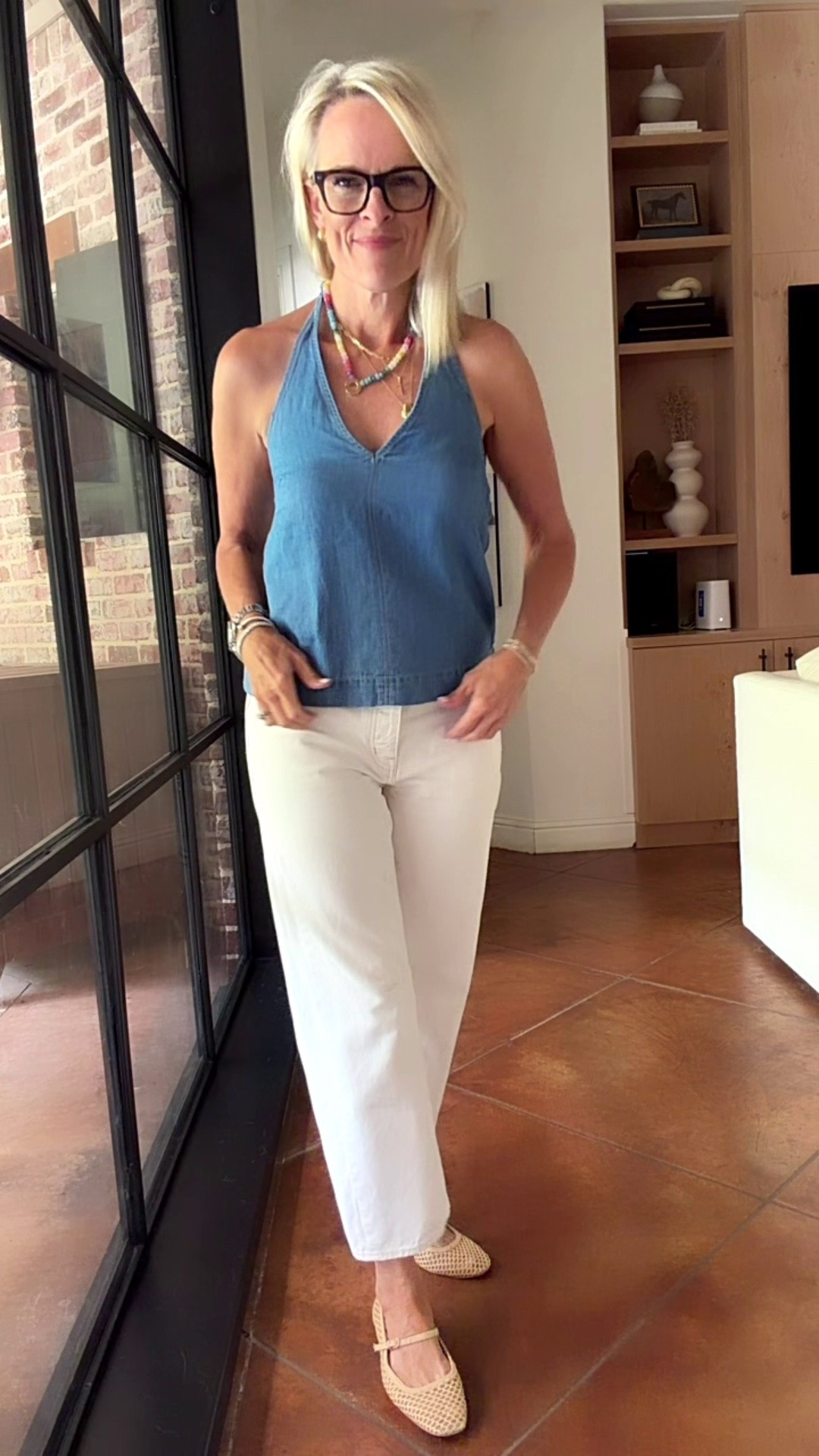This denim halter top is such a fun way to add a little something different to your favorite jeans. The lightweight cotton-linen blend feels easy to wear, and I love the relaxed, modern shape of these barrel-leg jeans paired with it. 🤍

💡 LTK MADE EASY
❤️ Heart = Support my posts!
🔖 Save = Get sale & restock alerts
📋 Lists = Keep favorites organized
📲 Share = Send lists and products to a friend. Hello, Christmas List!
💬 Comment = Ask me anything about what I’m wearing.:-)

#LTKootd #LTKOver40