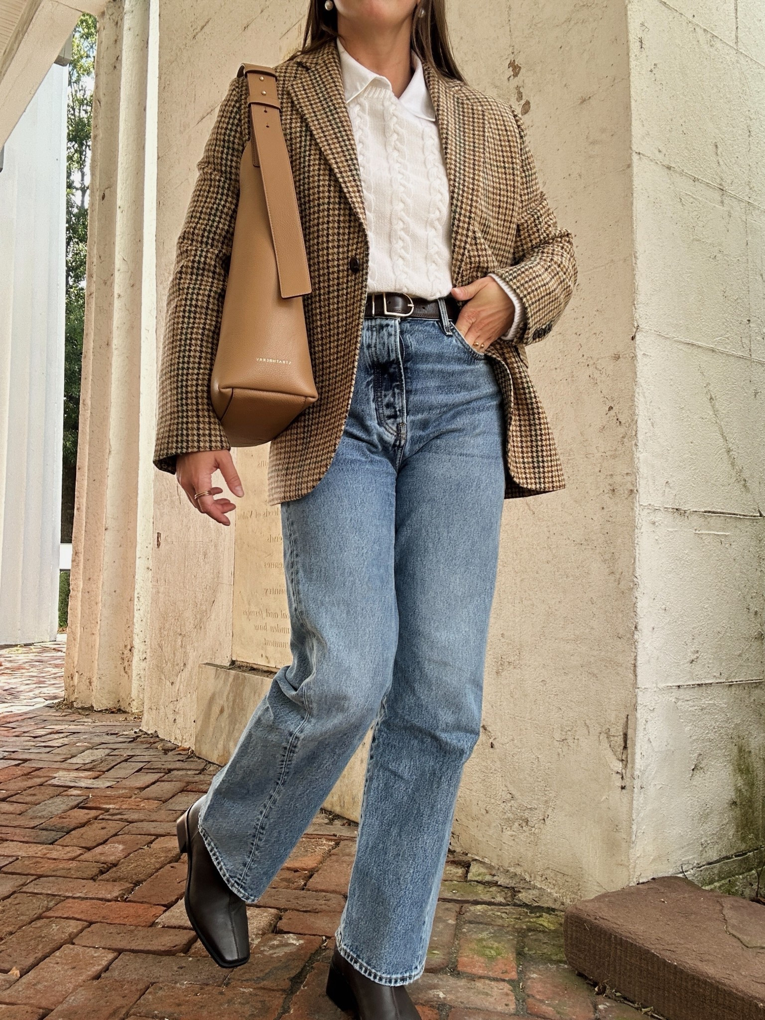 Fall outfit, boots, business casual, jeans, blazer, fall tote bag



#LTKStyleTip #LTKWorkwear #LTKSeasonal