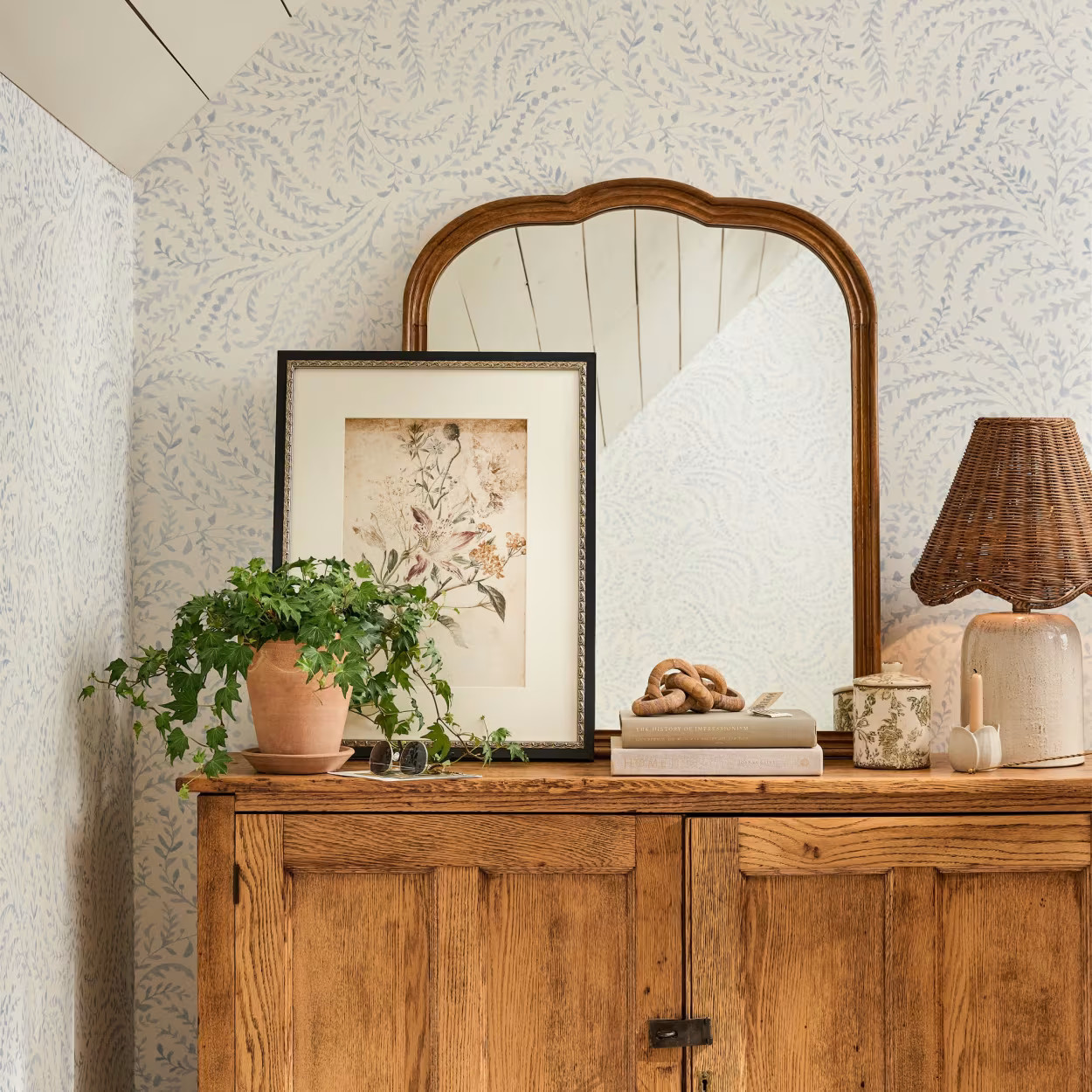 Charlotte Mirror | Magnolia