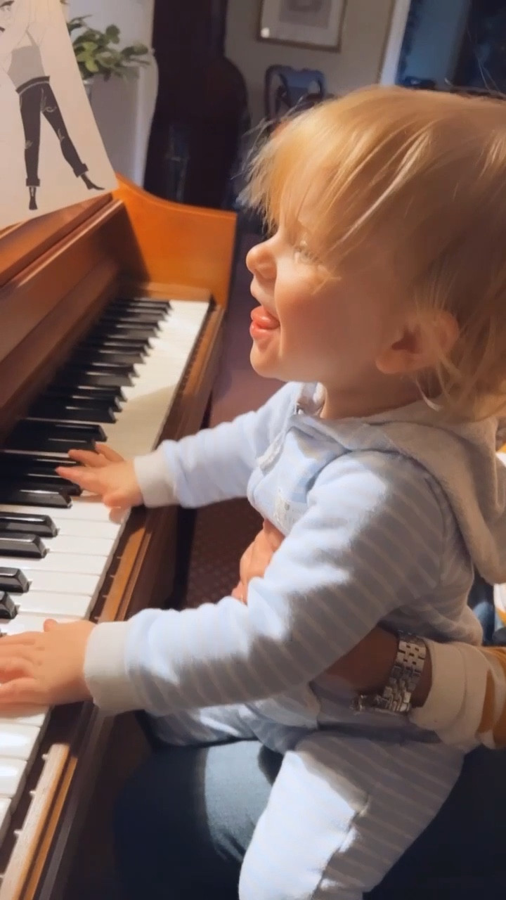 we’ve had the very sweetest day just hanging out with family - and “Nana” discovered we have a little piano prodigy on our hands!! 🤪👼🏼🎹 

#LTKfamily #LTKbaby