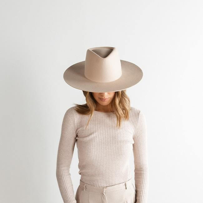 Dakota Triangle Crown - Cream | Gigi Pip