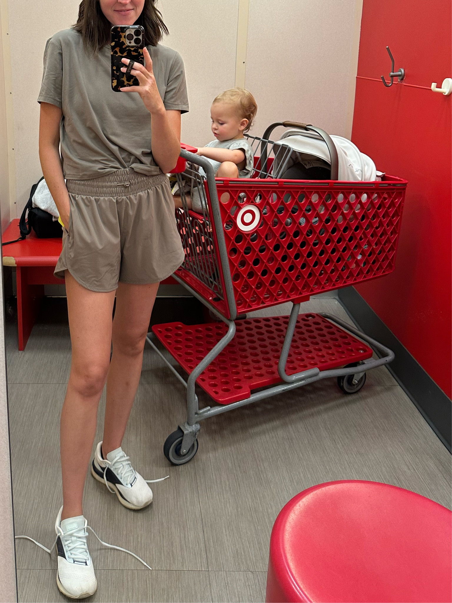 This is so good. 


Shorts: size small
Top: size X small
Sports bra: size small

#LTKActive #LTKFindsUnder50