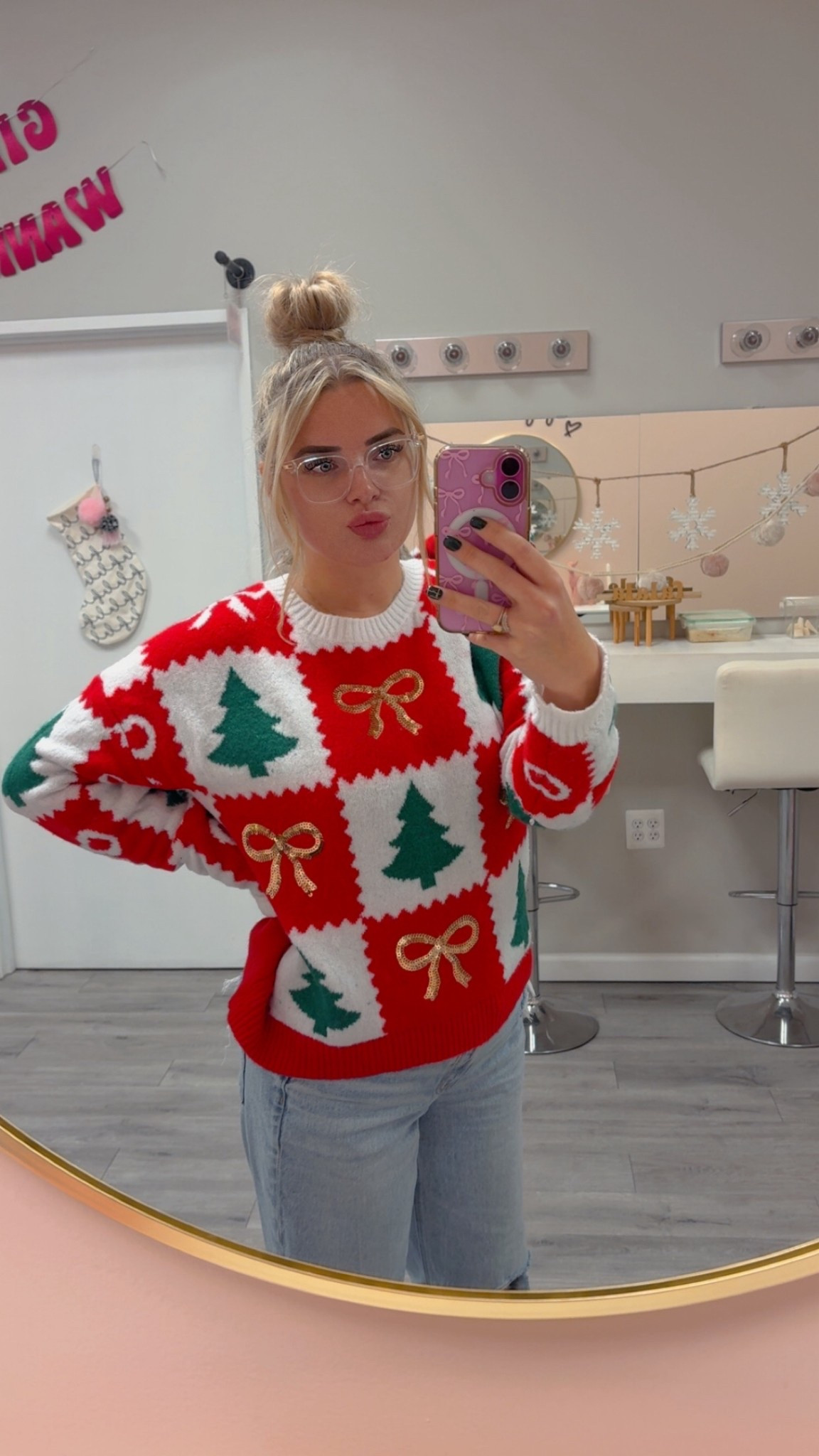 Festive but make it comfy 🎄✨
This cozy Christmas sweater is giving cute + casual—perfect for salon days, errands, or holiday hangs. Linked on my LTK so you can snag it before it sells out ❤️💚

#LTKHoliday #LTKStyle #HolidayOutfit #ChristmasSweater #FestiveFits #CozyChic

#LTKgrwm #LTKootd #LTKHoliday