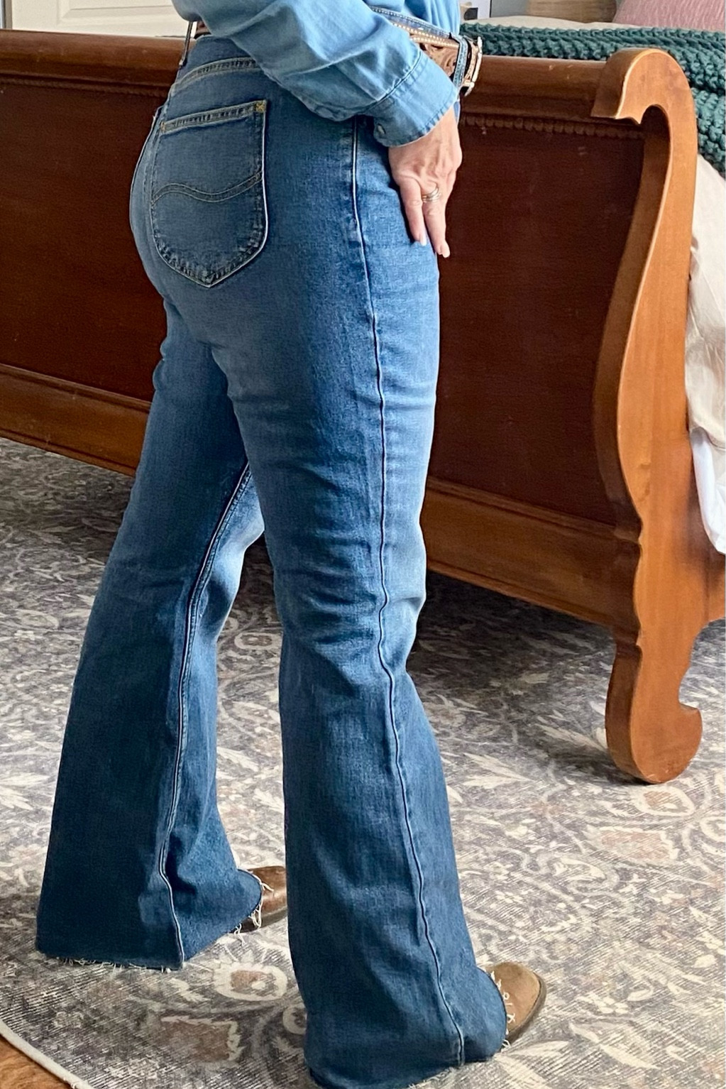 Current favorite flares-Lee Heritage in Indigo Fade. I’m 5’5, 32” inseam, wearing a sz 10. These have a little stretch. They do my bootie gooood. Got ‘em at @walmart, so you know they’re affordable. #flares #westernjeans #denim 

#LTKover40 #LTKstyletip