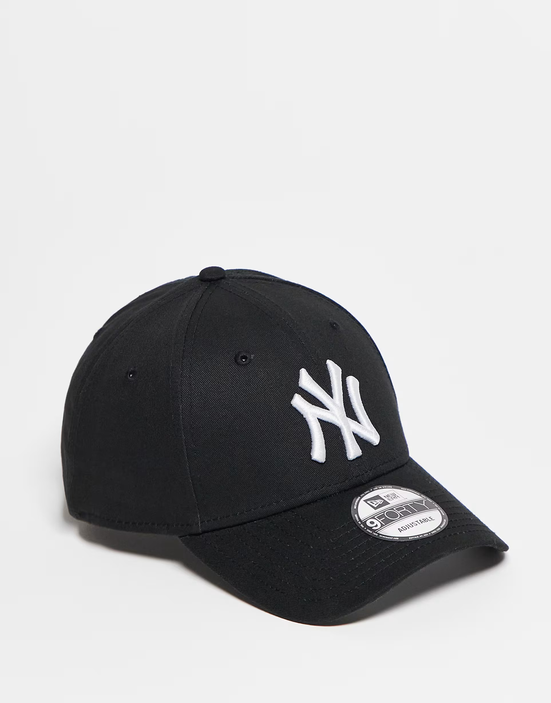 New Era NY Yankees 9forty cap in black | ASOS (Global)