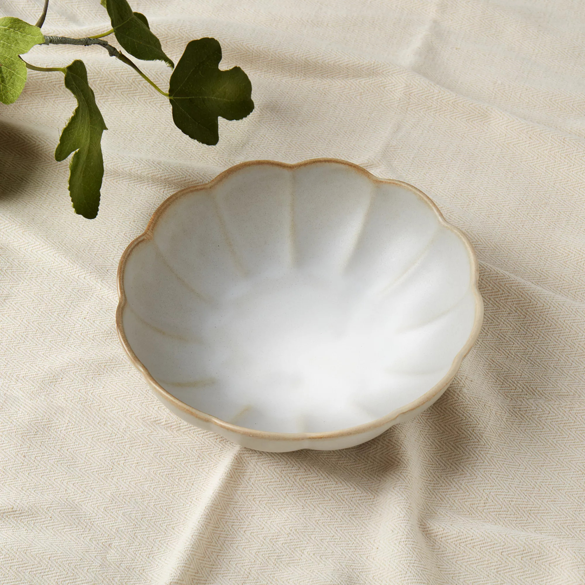 Mingle & Co. Vivienne Scalloped Edge Deep Plate | Kohl's