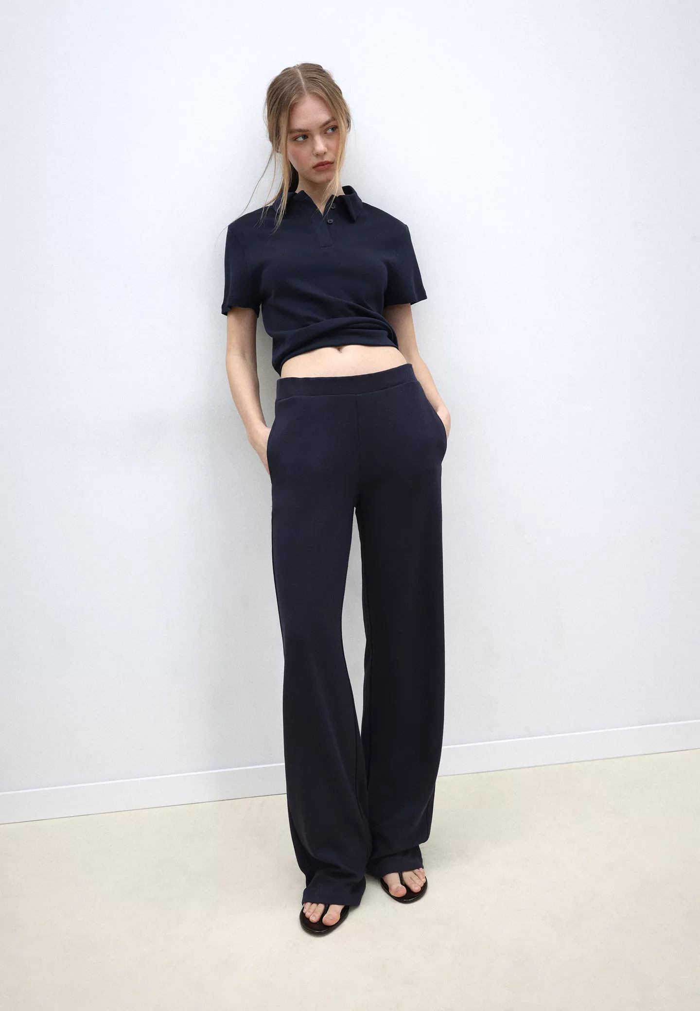 Soft-touch formal joggers - Women's fashion | Stradivarius United Kingdom | Stradivarius (UK)