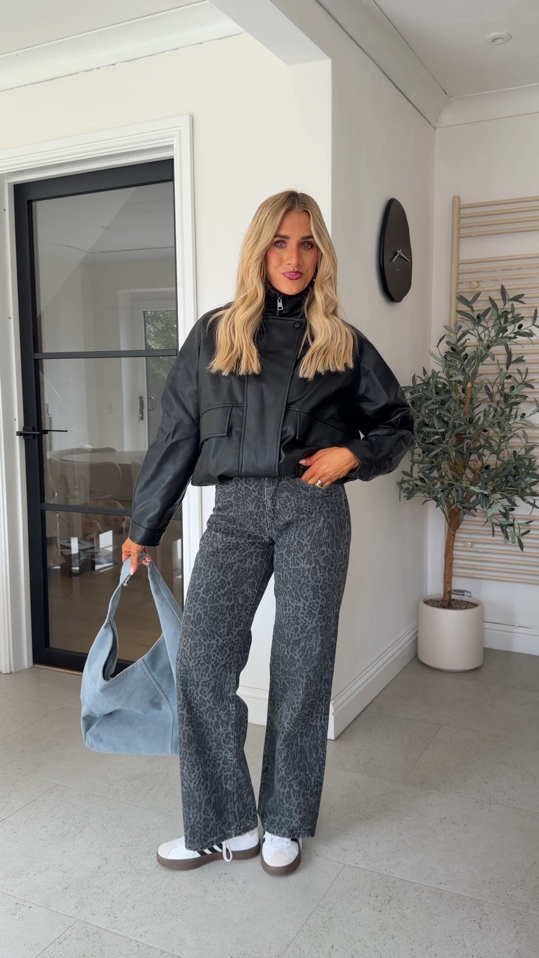 This jean and jacket combo 😍😍😍😍😍

#LTKeurope #LTKautumn #LTKuk