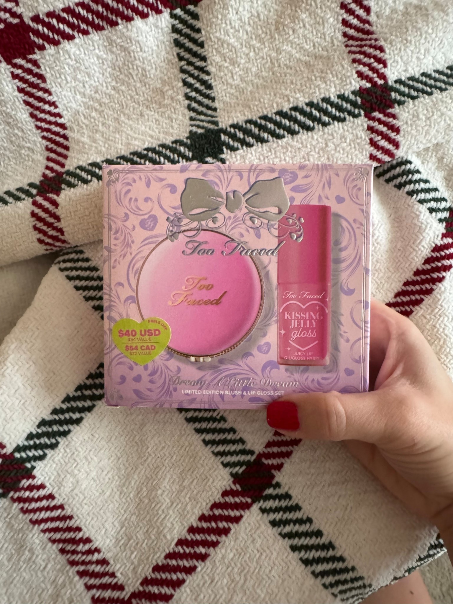 Too faced blush and lip gloss set 50% off! 
Gift idea
Stocking stuffers 

#LTKGiftGuide #LTKSaleAlert #LTKBeauty