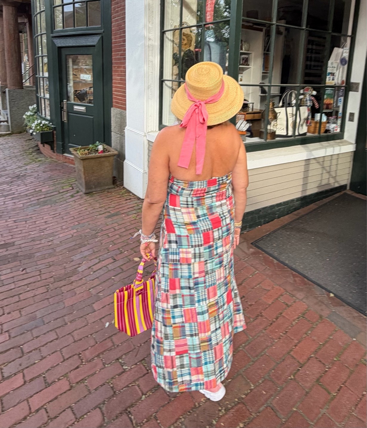Tuckernuck’s gorgeous Jagger maxi dress just restocked, and this is one that you are going to want to grab before it sells out again!

#tuckernuck #tuckernucking #madras #preppystyle

#LTKootd #LTKdayinmylife #LTKOver40