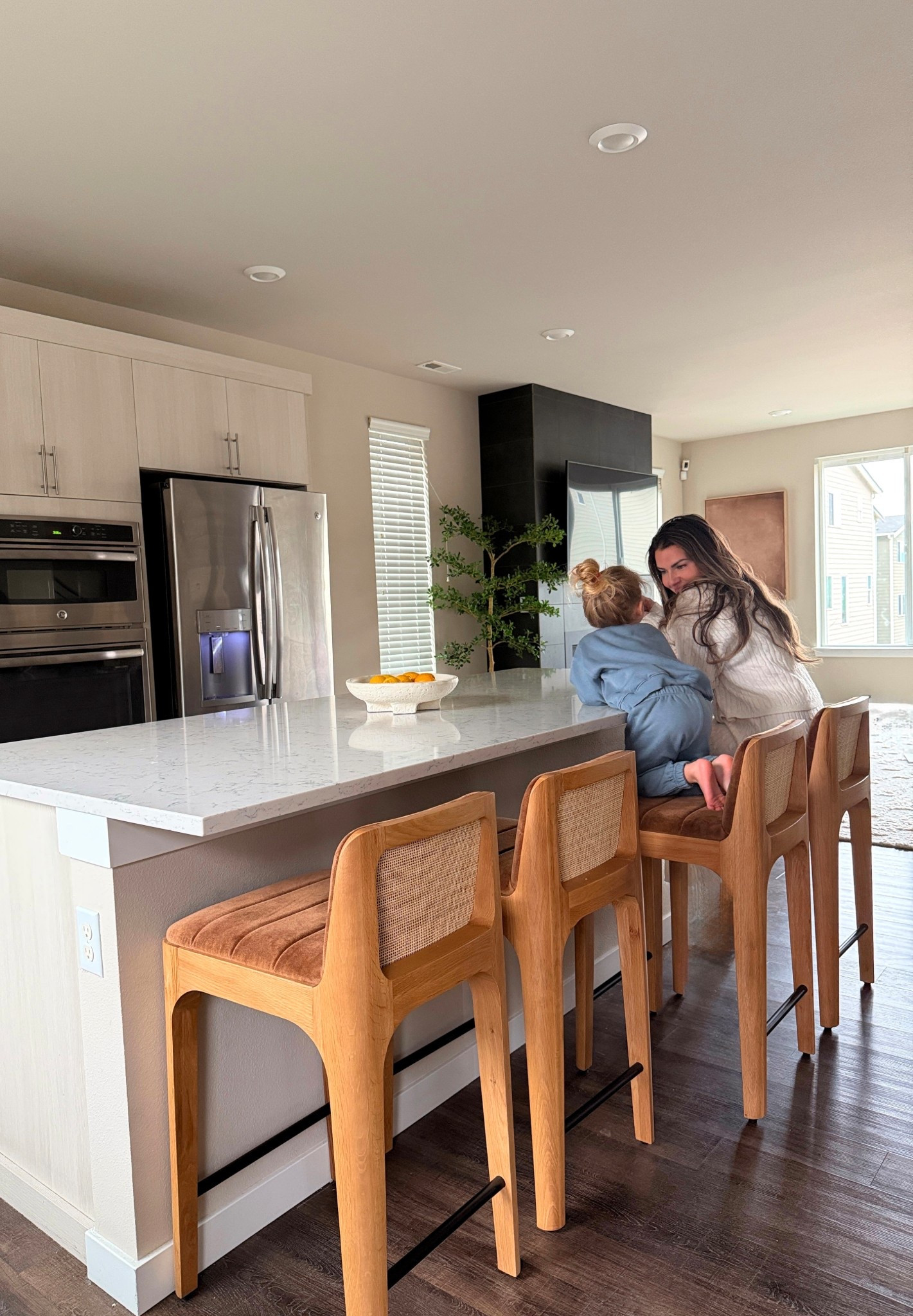 #ad fell in love with the new colorway in these counter stools @denvermodern the soft velvet seats are so stunning!  #mydenvermodern 

#LTKHome #LTKdayinmylife #LTKmorningroutine
