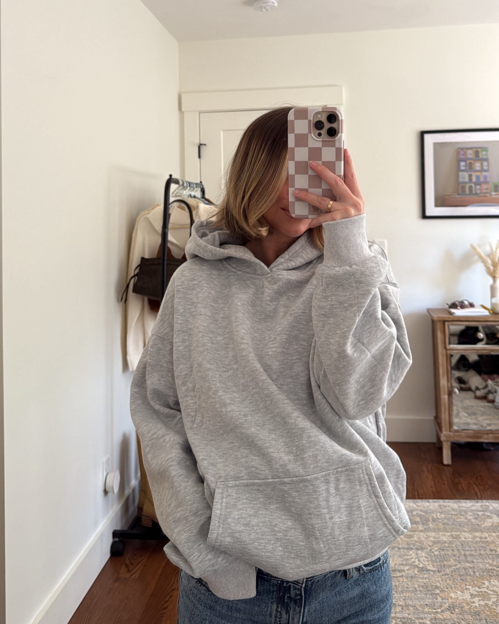 Hoodie szn!! size small

#LTKStyleTip #LTKSeasonal