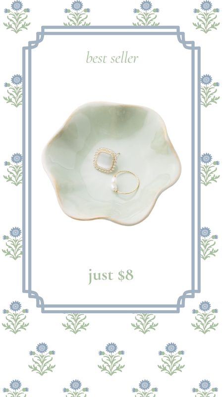 It’s all in the details and this delicate light green trinket dish is the perfect detail!

Green ring dish, table top organization, feminine decor

#LTKsalealert #LTKGiftGuide #LTKhome