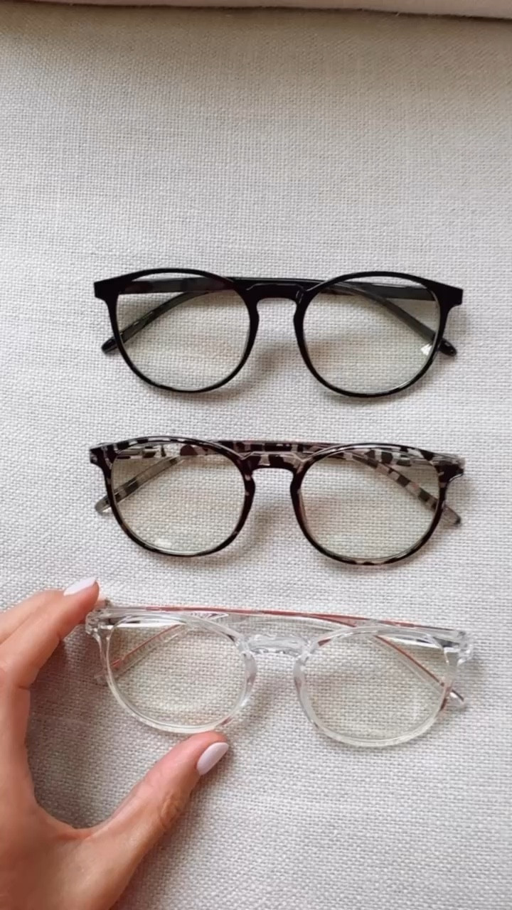 Blue light glasses would be a great gift/stocking stuffer! 

Loverly Grey, Amazon, Amazon finds, blue light glasses, gift ideas, stocking stuffers 

#LTKGiftGuide #LTKFindsUnder50