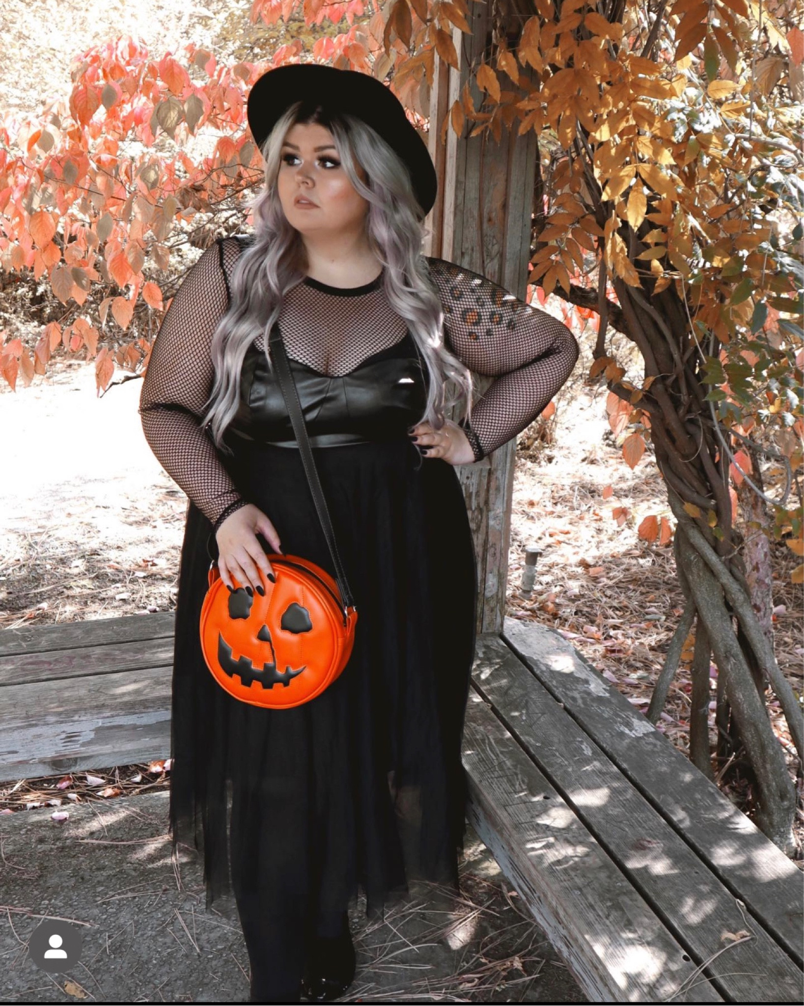 Throwback to last years Spooky Season 🎃 Dress is still available but low on sizes! i’ll link what i can in stories, story highlights & bio (LTK)! 👻

📸- @ahoyalina 

#halloween #halloweenfashion #halloweenpurse #pumpkin #altfashion #altoutfit #soookyseason #altgirl #alternativecurves
#sheingals #sheincurve #hottopic 

#LTKcurves #LTKHalloween