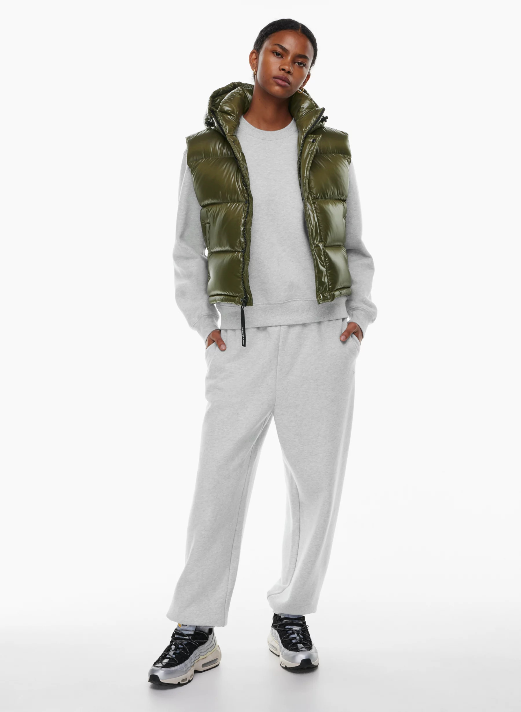 THE SUPER PUFF™ SHORTY VEST | Aritzia