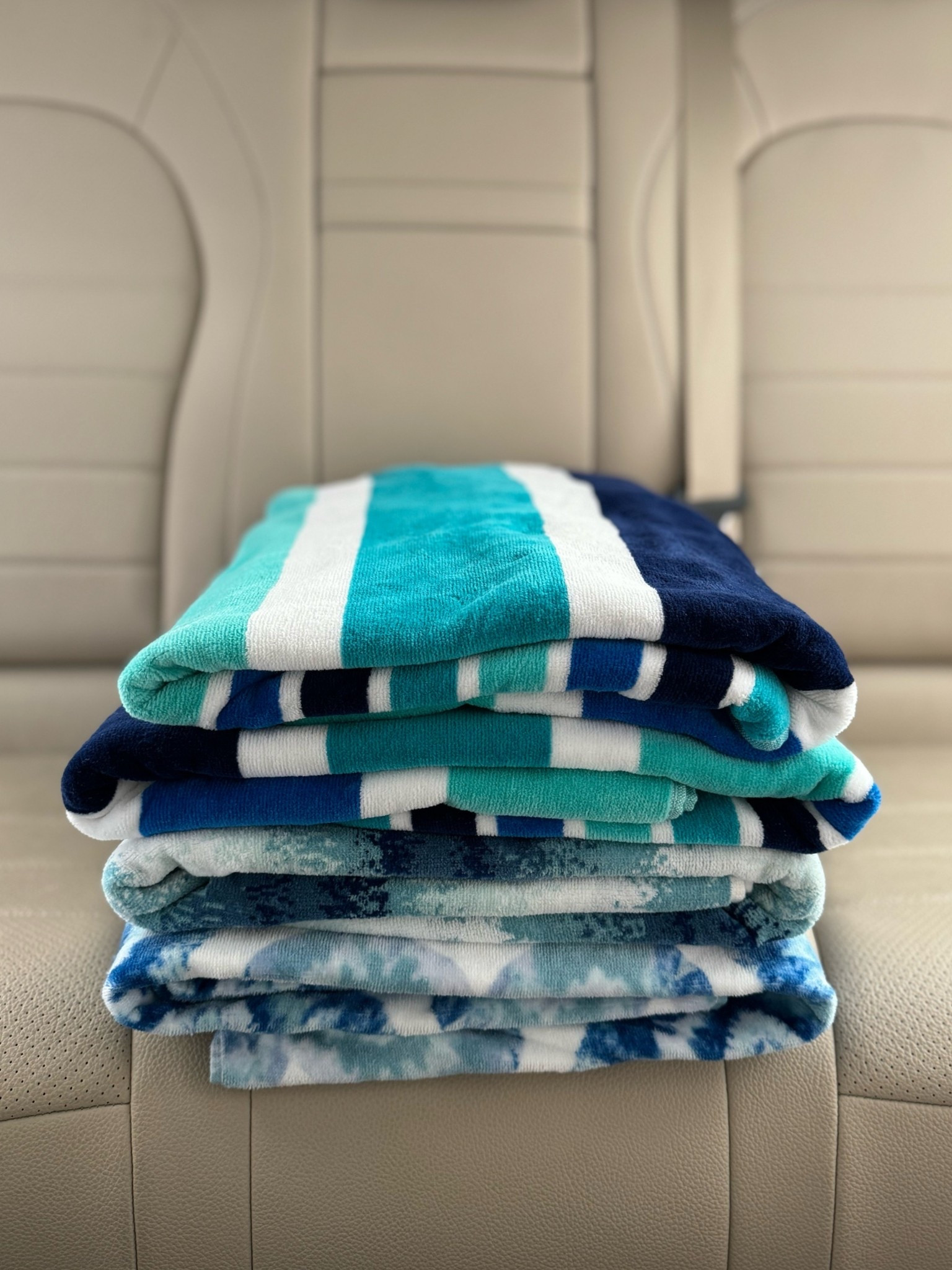 Get the brach towels ready for Memorial Day weekend, by the pool, at the lake or in the sand! Fun will be had 👌🏻🇺🇸

#LTKmomlife #LTKSaleAlert #LTKKids