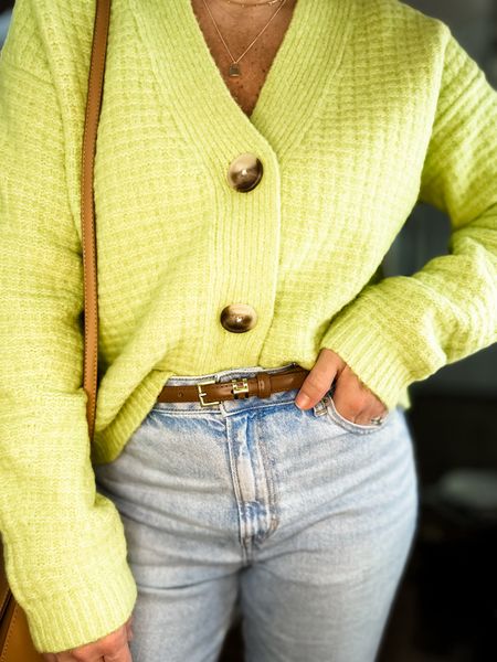 I don’t wear color but when I do, I go chartreuse! This cashmere like sweater is so soft and I love the chunkiness! I’m in a small  

#LTKstyletip #LTKfindsunder50 #LTKmidsize