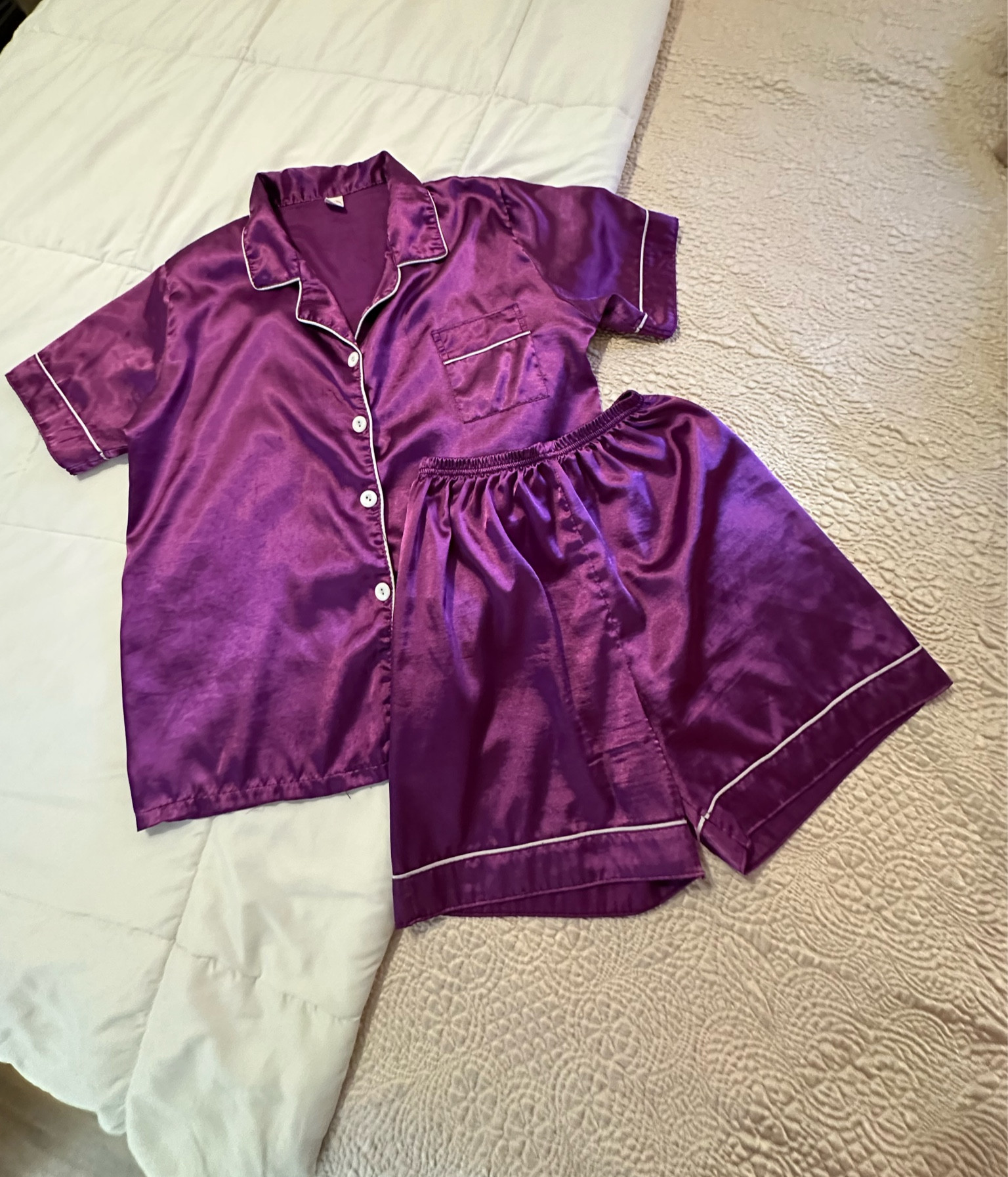 Nothing beats the feeling of swapping work clothes for a silky satin set. This purple shade is absolutely stunning in person—it feels so much more expensive than it actually is! 💜
I love the short set for staying cool at night while still feeling put together. Whether you're doing your 10-step skincare routine or binging your favorite show, this is the set you need.
Linking this exact pair + my favorite silk pillowcase below!
#SelfCare #NighttimeRoutine #SatinPajamas #PajamaSet #LTKunder50 #CozyVibes

#LTKOver40 #LTKgrwm #LTKmomlife