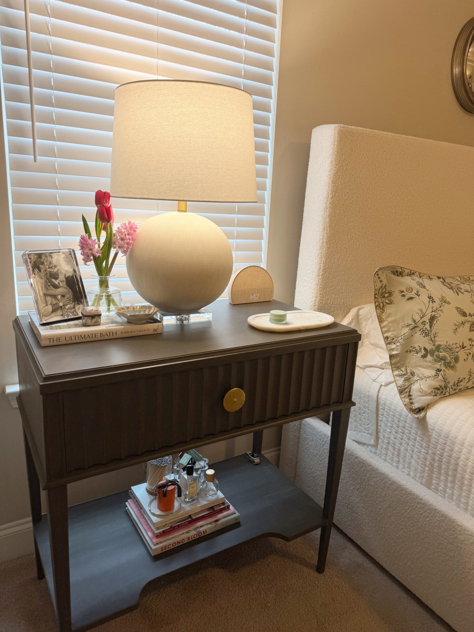 Similar side tables!!

#LTKgrwm #LTKdayinmylife #LTKHome