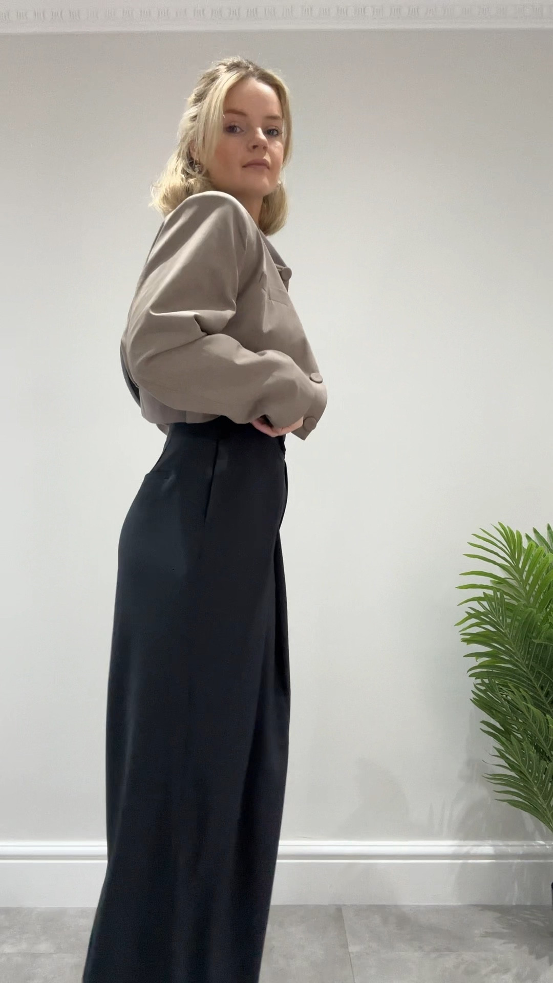 The nicest blazer paired with the cutest trousers! #mango

#LTKfindsunder50 #LTKfindsunder100 #LTKparties