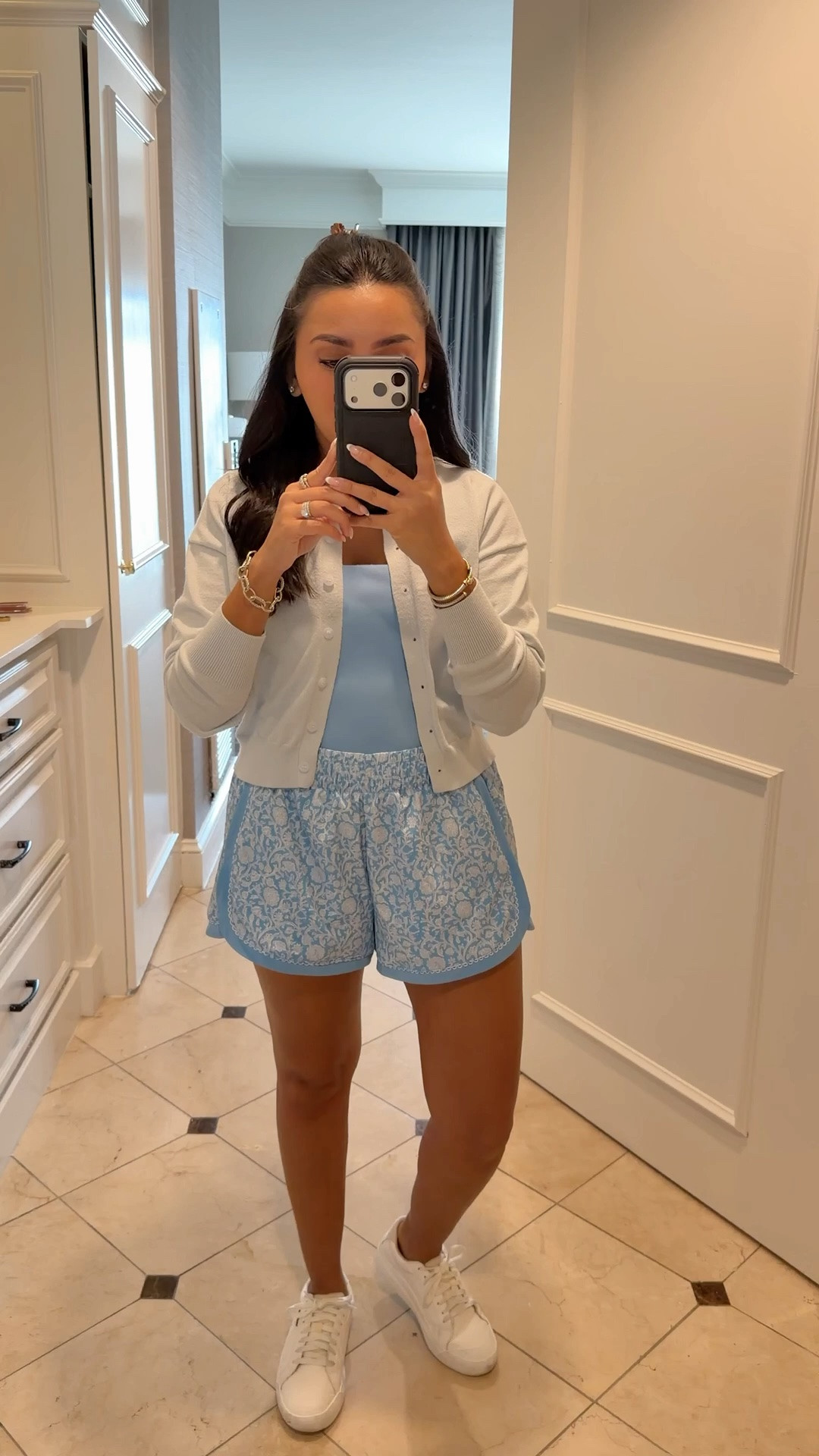 Everyday outfit to run errands! Cardigan size small TTS 
Tank size xs TTS
Shorts size small TTS
Sneakers size 6.5 TTS

#LTKPetite #LTKTravel #LTKootd