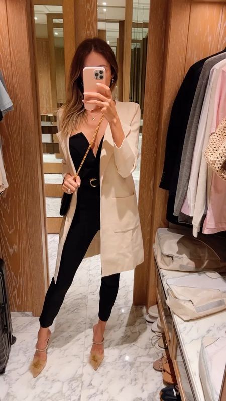 Gorgeous black jumpsuit 
Love the fitting of it 
Fits true to size, wearing small 
Impressed with the quality of this Amazon cardigan , it has pockets 
Fits true to size/ small 

#LTKtravel #LTKstyletip #LTKunder100
