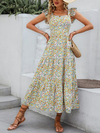 Ditsy Floral Print Ruffle Hem Dress | SHEIN