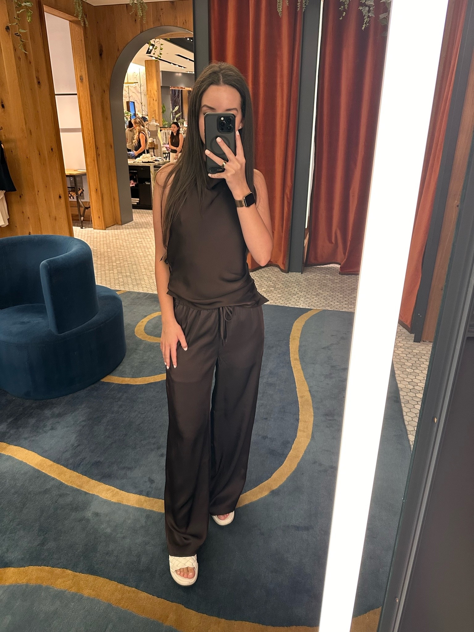 Aritzia Private Sale now live 🤎

#LTKootd #LTKTravel #LTKgrwm