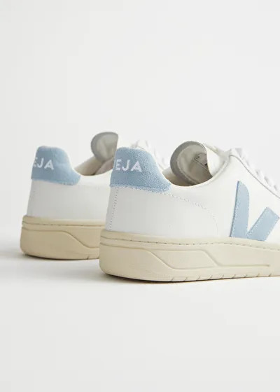 Veja V-12 | & Other Stories (EU + UK)
