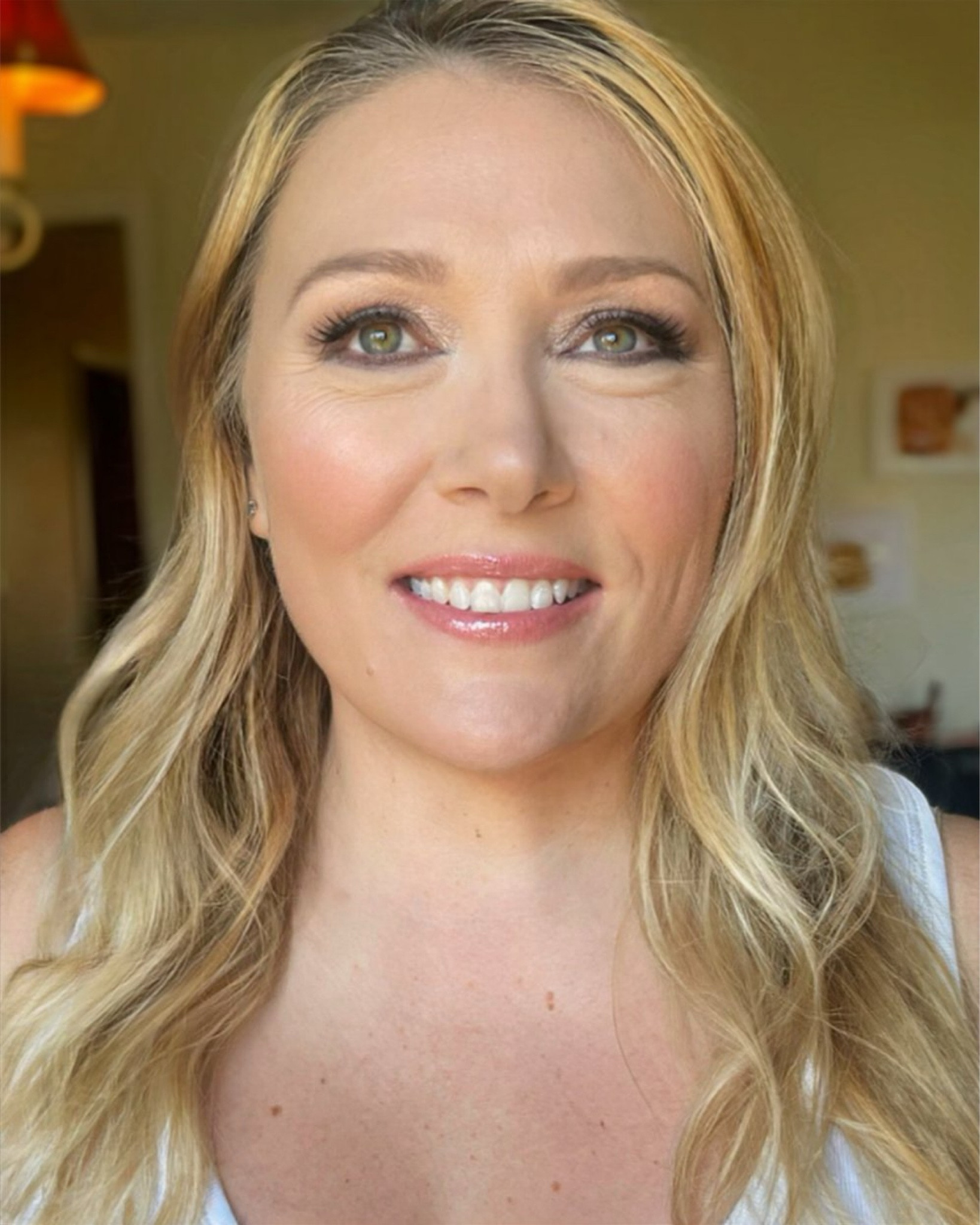 Soft glam makeup look on mature skin ✨


#LTKover40 #LTKbeauty #LTKstyletip