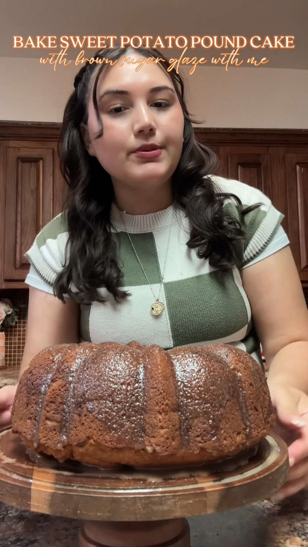When I say this cake is heavenly, heavy like a normal pound cake but also perfectly light with all those fall flavors and spices. 
.
As always the recipe is at the end for you to screenshot
.
#sweetpotatoes #sweetpotatopoundcake #poundcakerecipe #fallbaking #serecreate

#LTKfoodie #LTKHome #LTKSeasonal