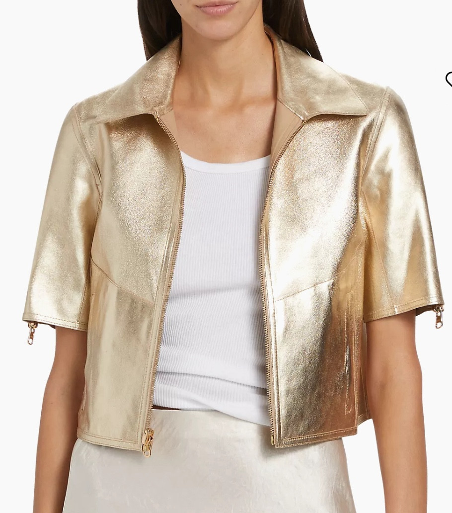 Reversible cropped jackett

#LTKSeasonal #LTKOver40 #LTKStyleTip