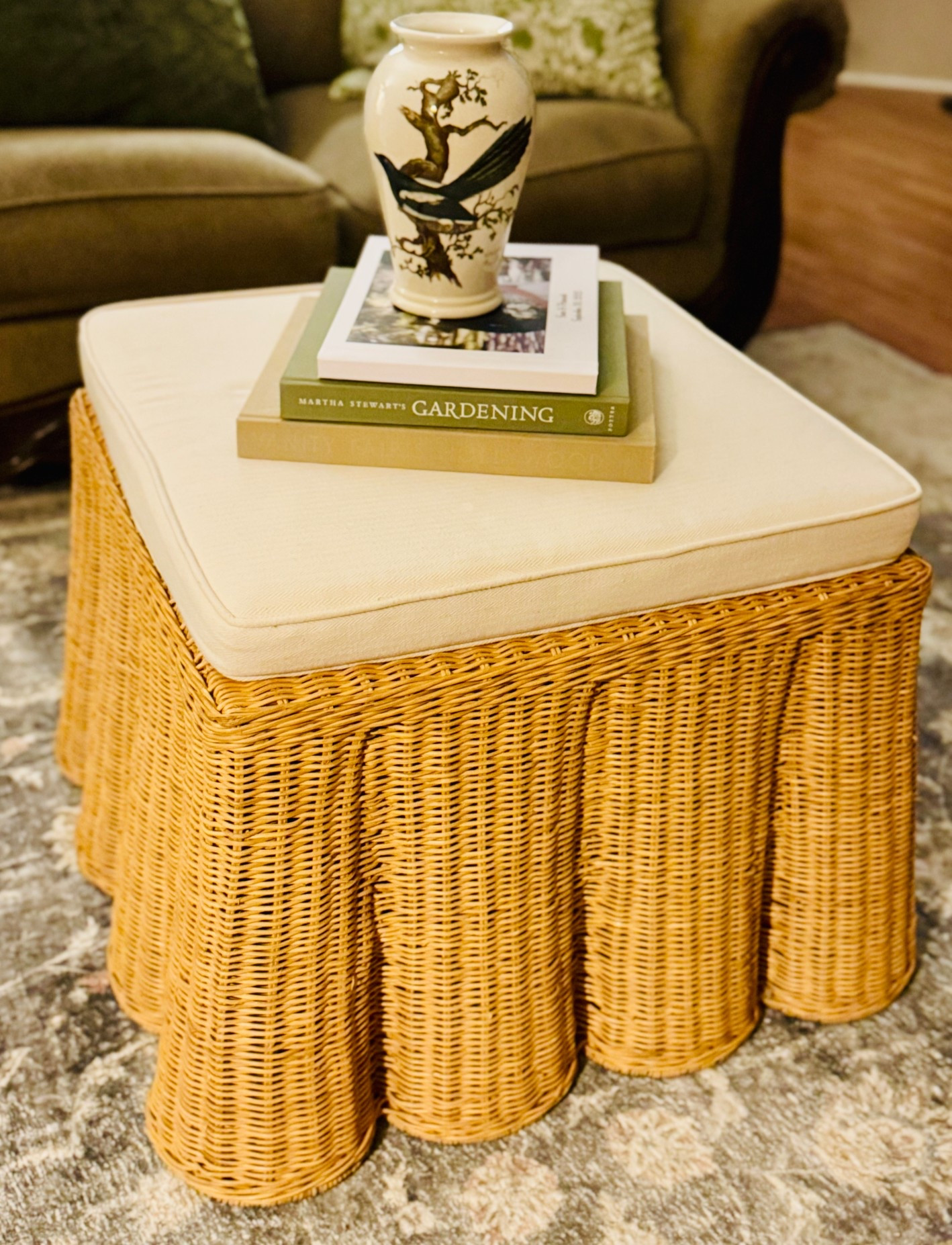 Seriously my favorite ottoman ever!! And check out that low price! This is a steal! 