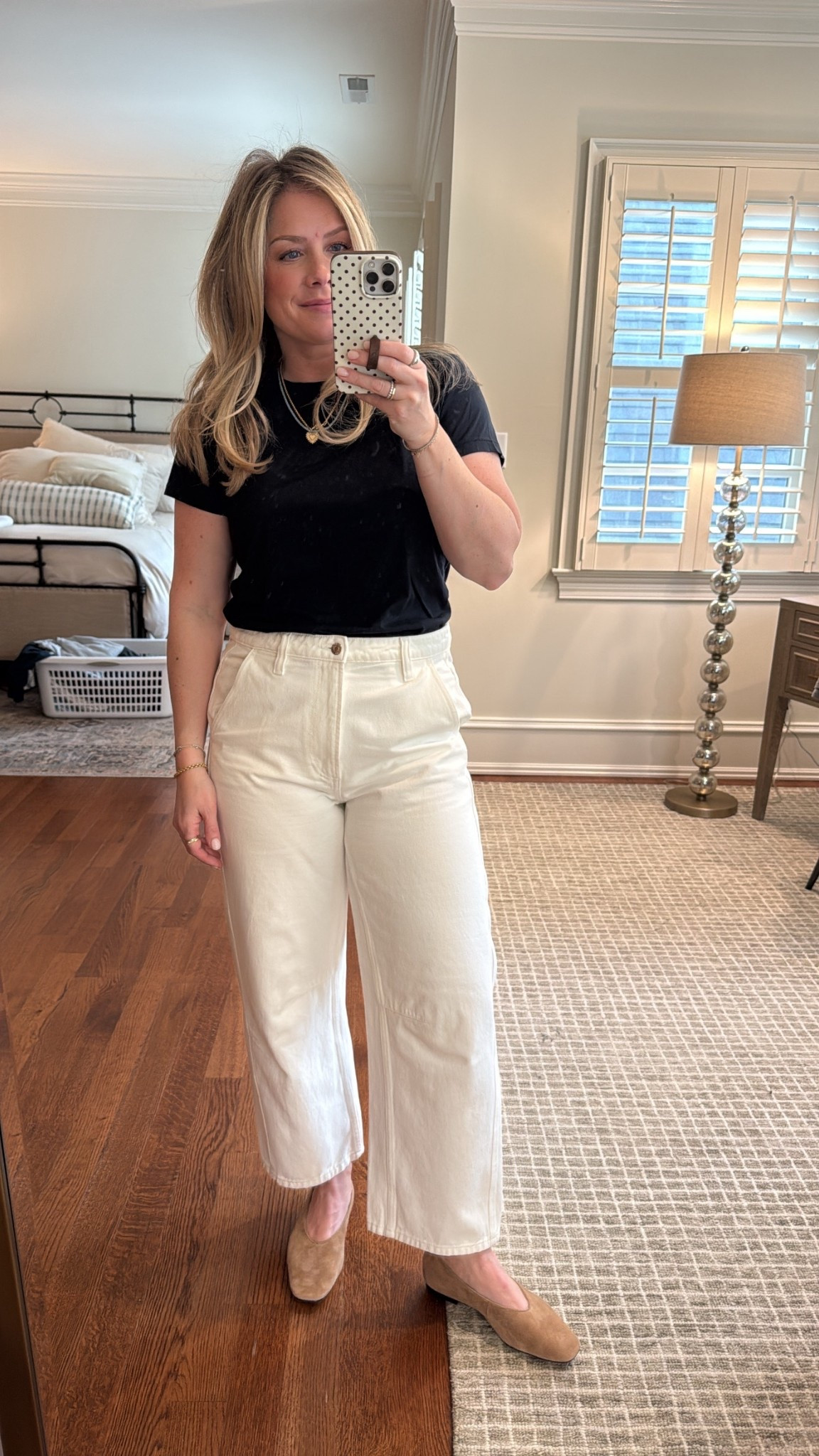 Love a white denim moment! 