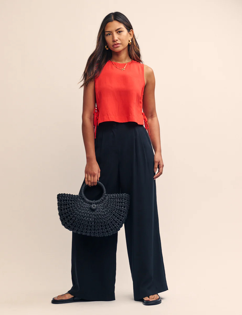 Red Linen-blend Boxy Cut Top
  

  
    
      £27.30
      £39.00 | Nobody's Child