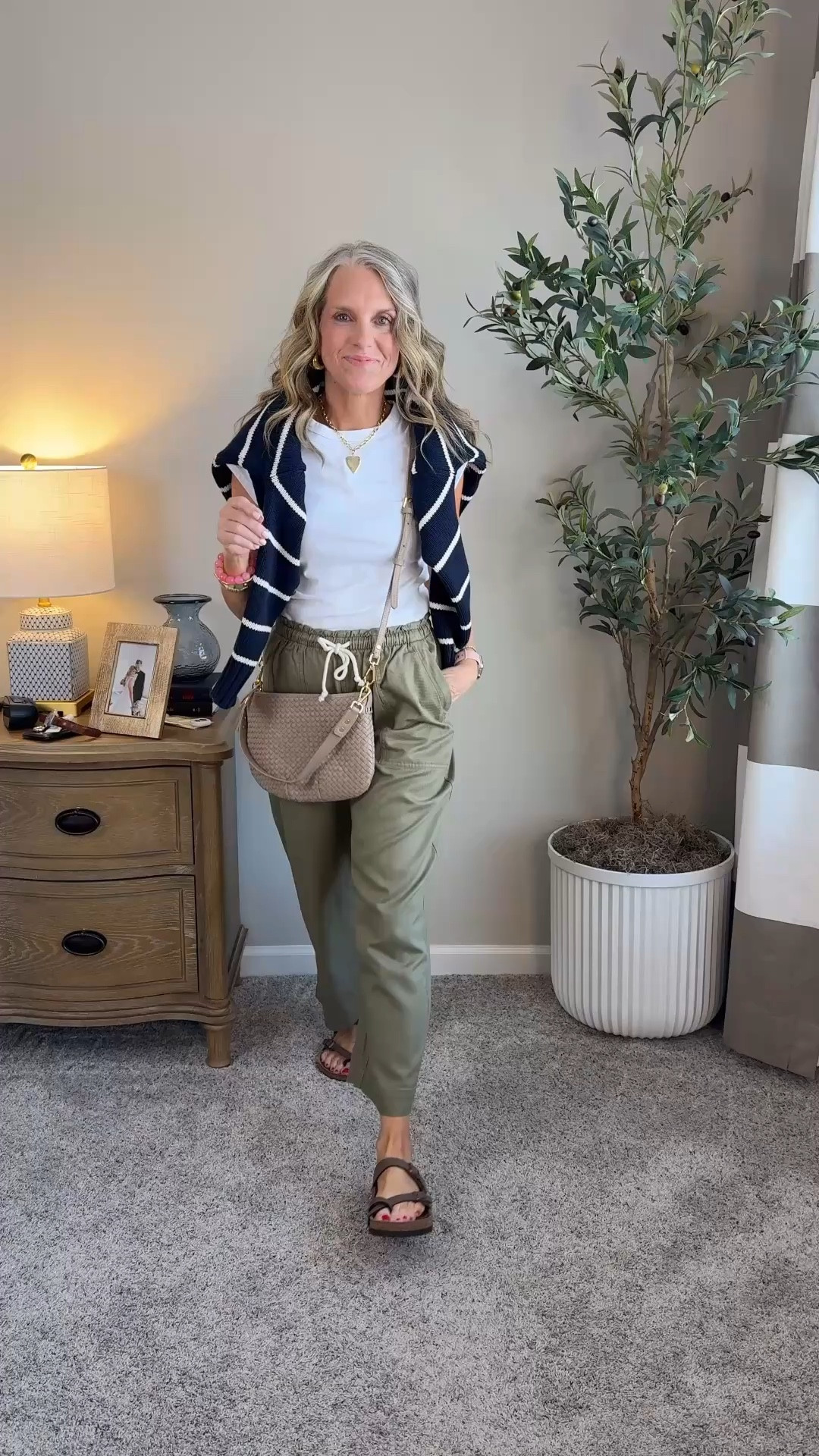 Mixing and matching. That’s why I love a two piece set. And the green pants were too good not to throw in. I’m wearing extra small and everything. The yellow and white pants are 27.

#LTKOver40 #LTKootd #LTKgrwm