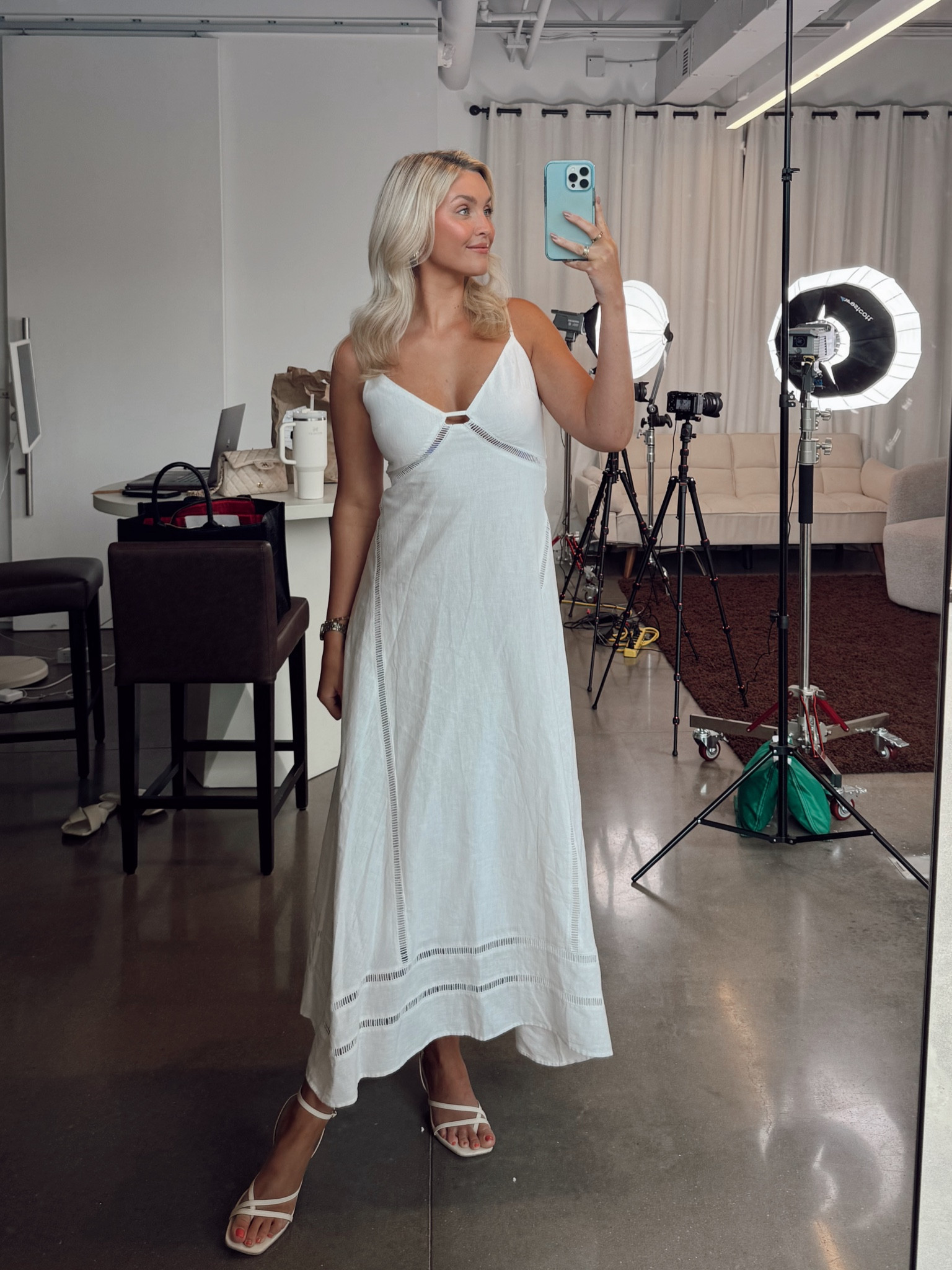 The most flattering linen dress 

#LTKSeasonal #LTKSaleAlert #LTKFindsUnder100