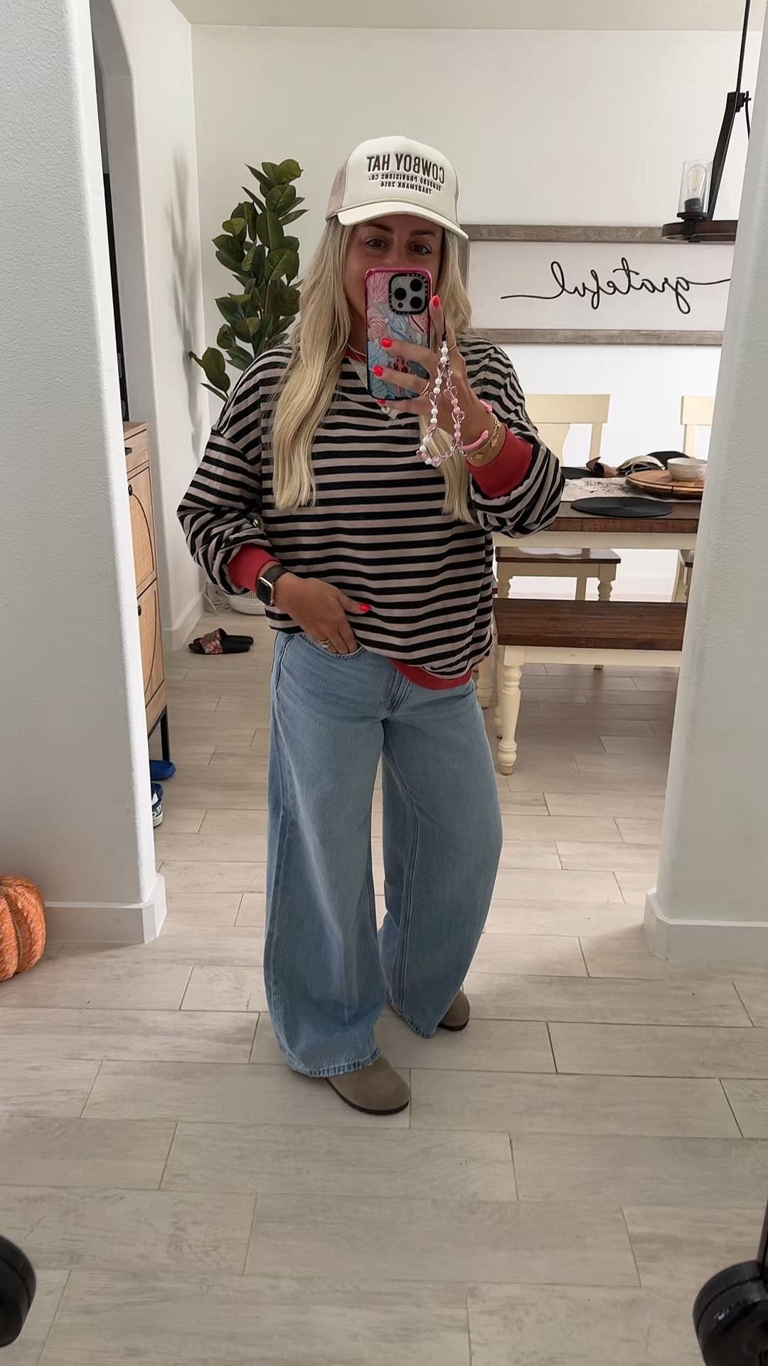 Sweater and jeans on sale!
Wide leg jeans 26 short
Casual fall outfit 
Birkenstock Boston clog tts

#LTKSaleAlert #LTKShoeCrush #LTKItBag