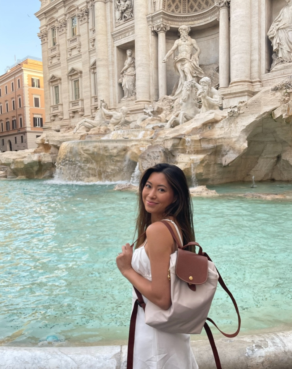 PERFECT BACKPACK FOR YOUR EUROPE TRIP


I think they sold out of the color I got it in ): 
#backpack #europeansummer 
