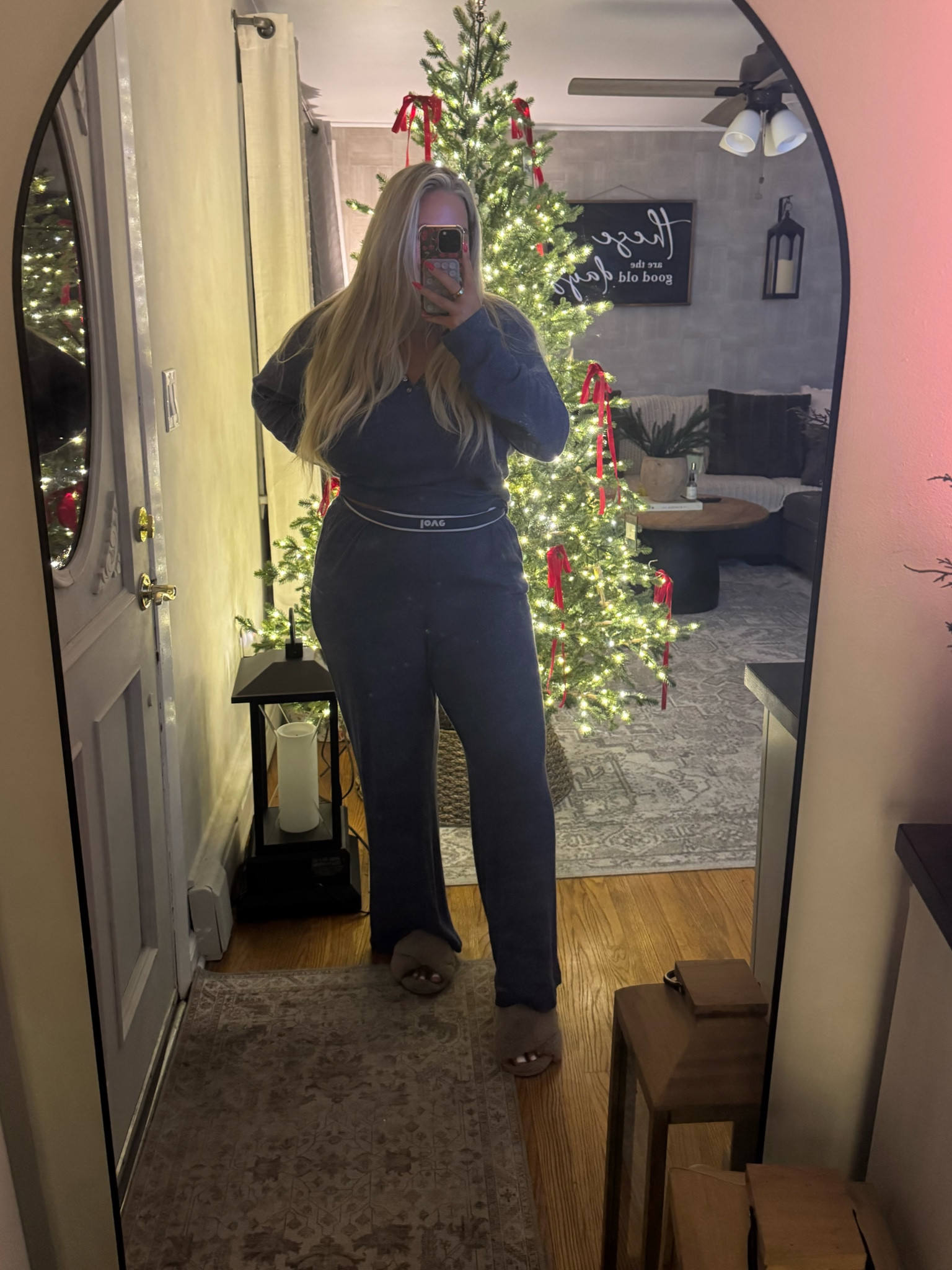 XL TOP AND BOTTOM

Aerie pajamas, Black Friday deal 

#LTKSaleAlert #LTKSeasonal #LTKMidsize