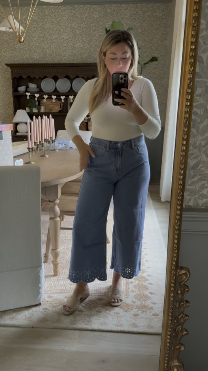 Scallop and eyelet!? Win win!

THEBLOOMINGNEST eyelet scallop jeans bodysuit Walmart old navy target 

#LTKFindsUnder50 #LTKMidsize #LTKStyleTip