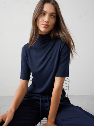 Soft Luxe Turtleneck Top | Banana Republic Factory