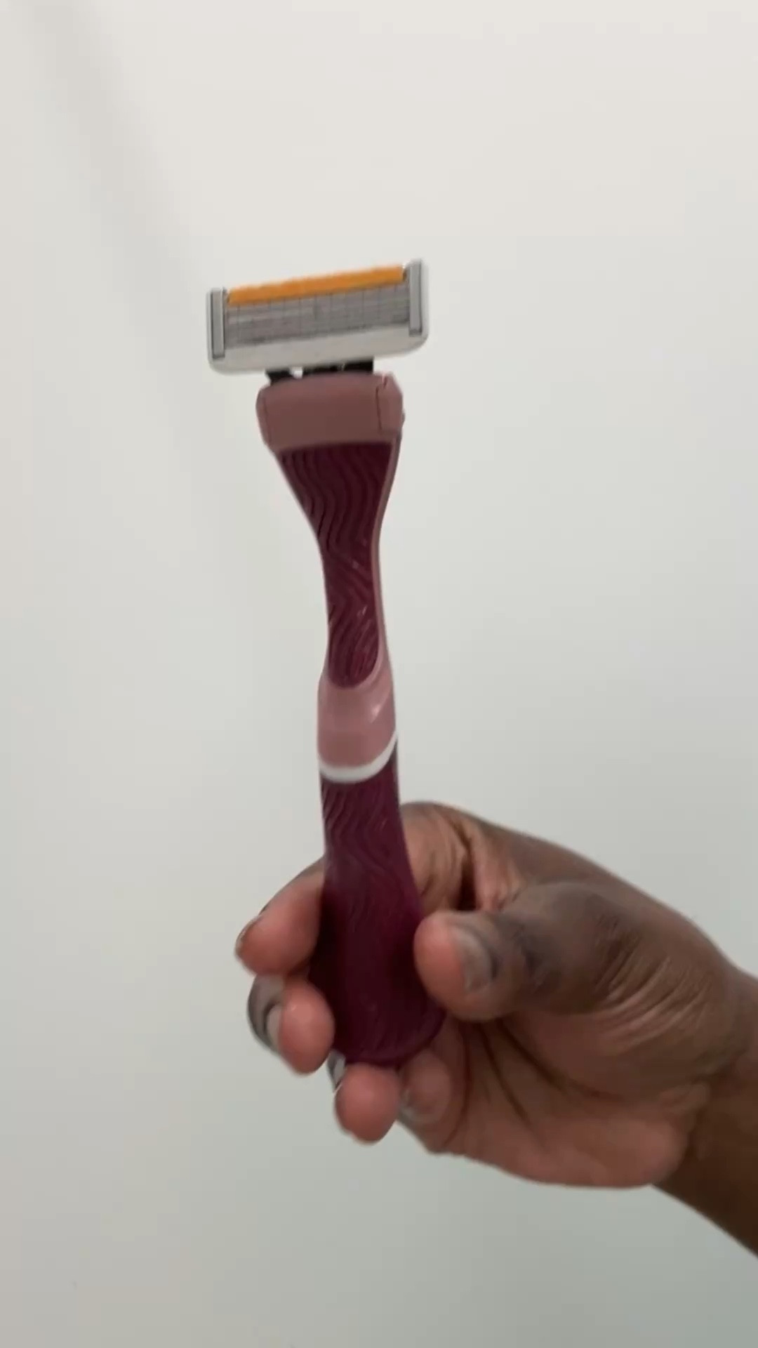 #ad | Been trying this Dollar Shave Club razor Influenster sent me to try out. My expectations were low and ended up being highly exceeded. This is the smoothest, closest shave I’ve gotten in a while.
#ltkbody #razor #womensshave

#LTKBeauty #LTKOver40 #LTKselfcare