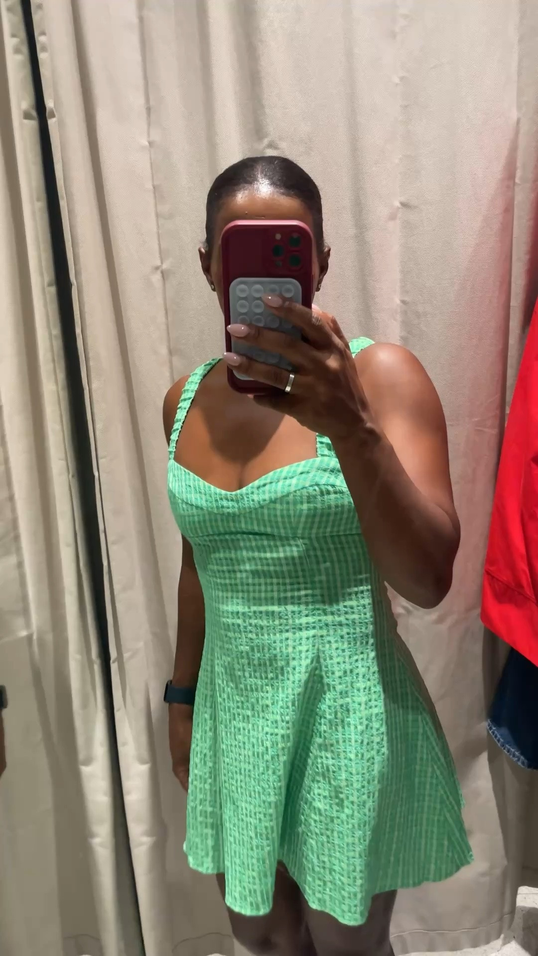 Such a cute dress for summer 

Zara dress, minidress, summer dress

#LTKootd #LTKSeasonal #LTKvlog