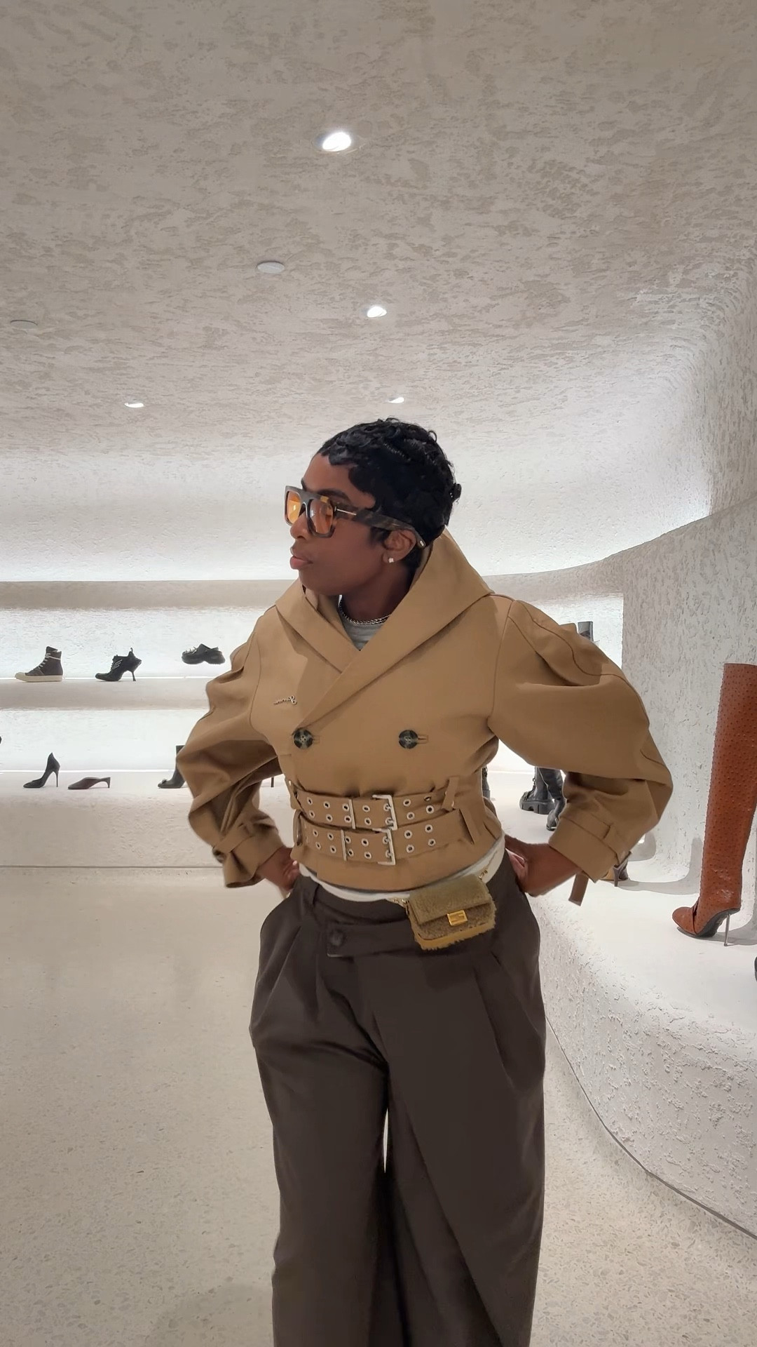I love an effortlessly fly look.