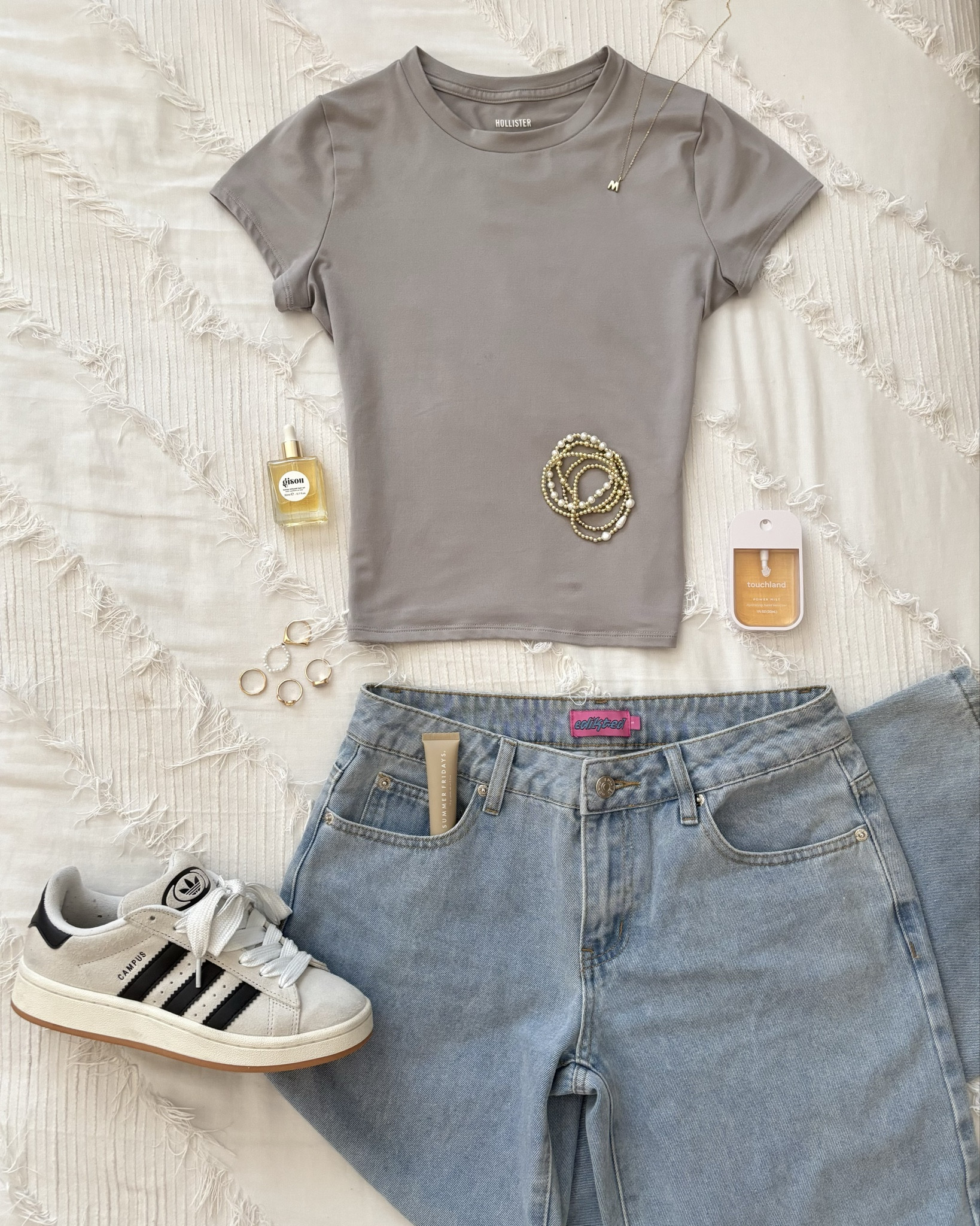 Styling my edikted jeans pt. 5 🥂🤍🪞🐆 1/20 #ltk #fitinspo #goldjewelry #aesthetic