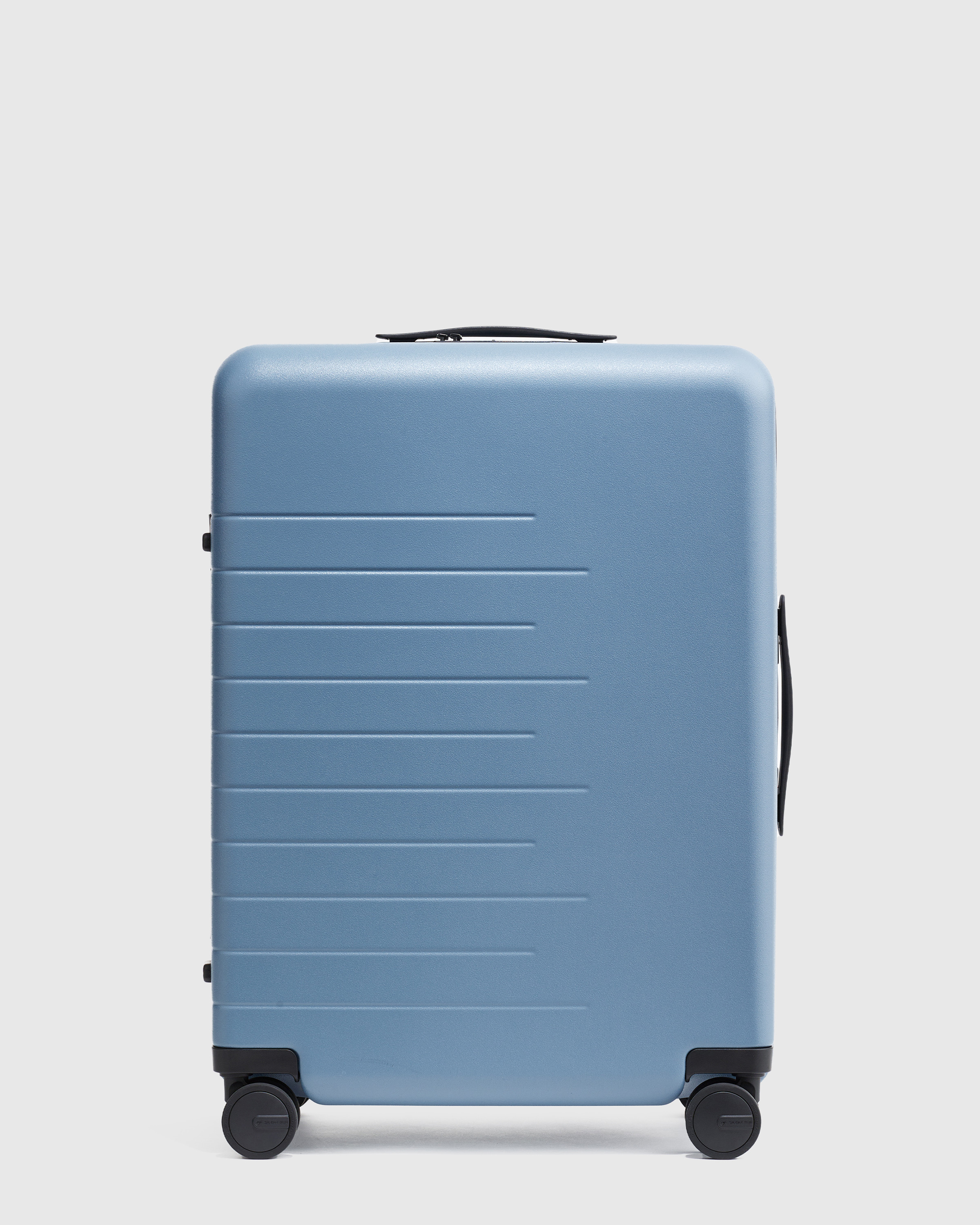Check-In Hard Shell Suitcase - 24" | Quince