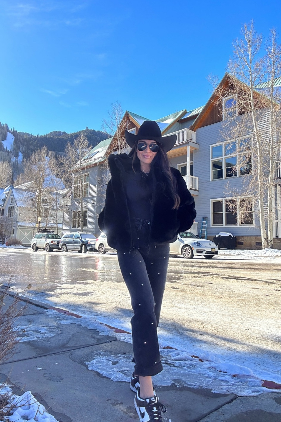 just a necessary, must have bodysuit  

#LTKunder100 #LTKfit #LTKGiftGuide