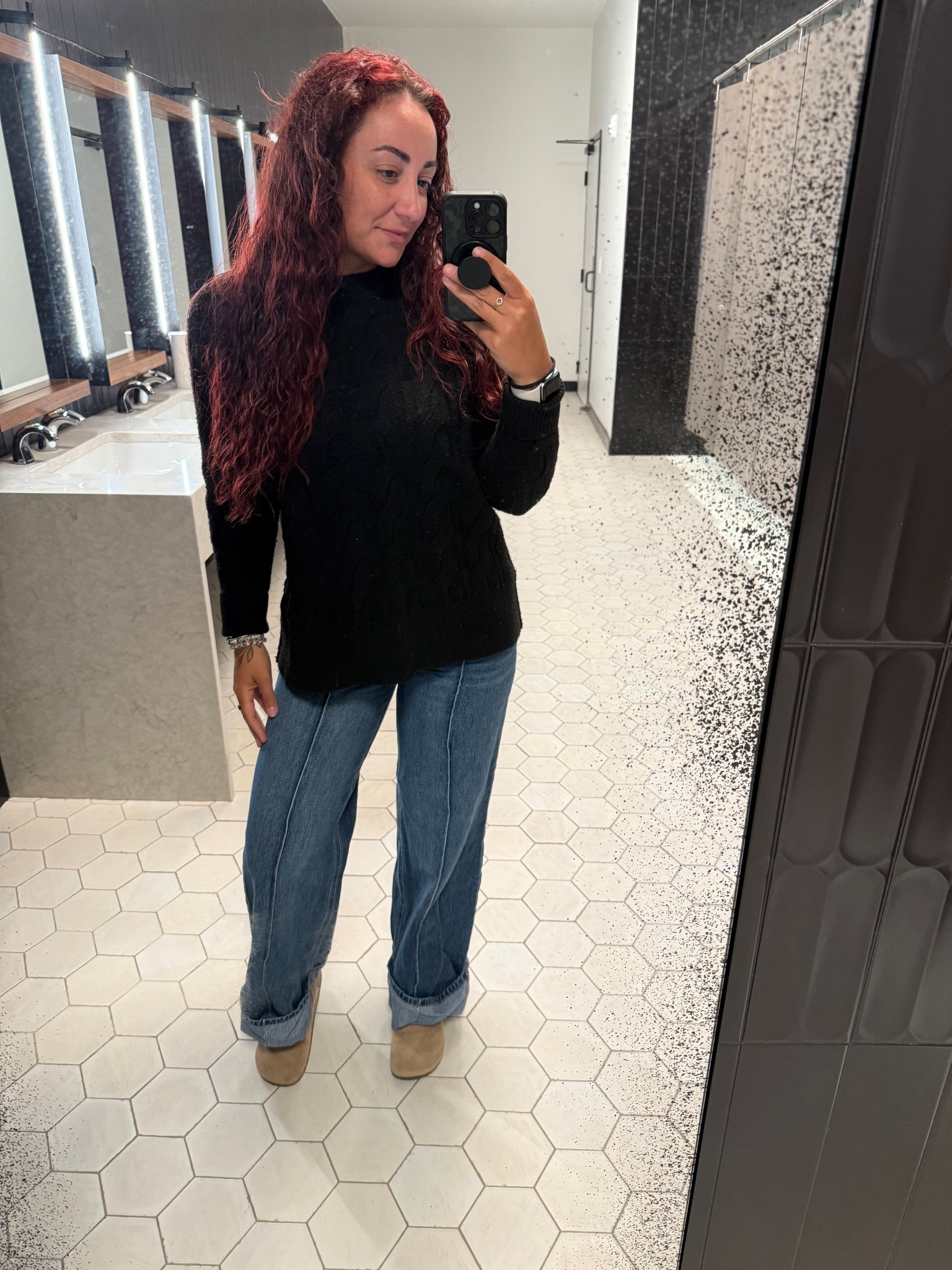 Casual corp outfit - basic black sweater 👌🏼

#LTKSeasonal #LTKStyleTip #LTKWorkwear